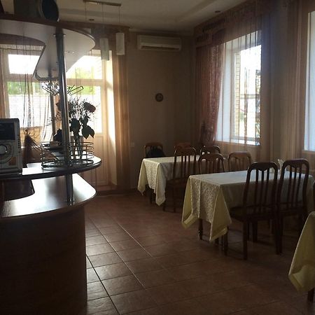 Altyn Adam Hotel Павлодар Екстериор снимка