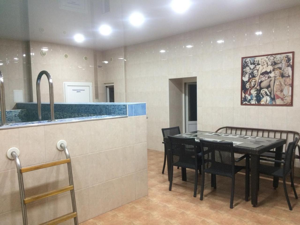 Altyn Adam Hotel Павлодар Екстериор снимка