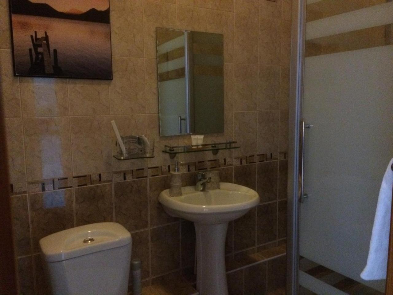 Altyn Adam Hotel Павлодар Екстериор снимка